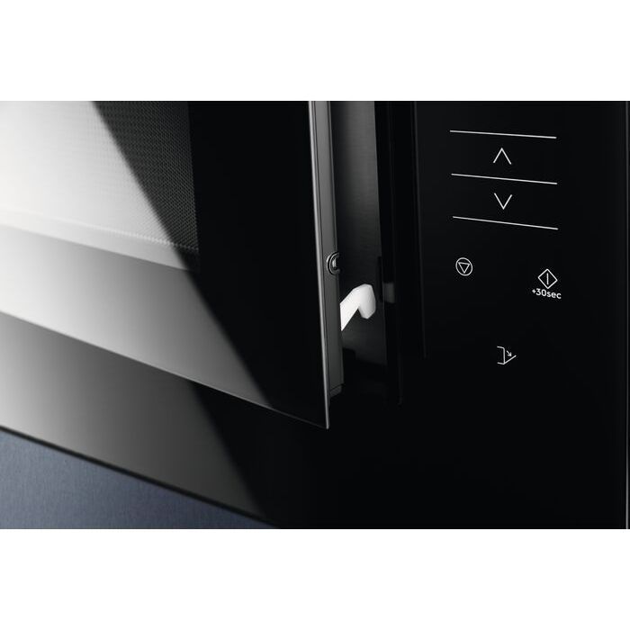 Мікрохвильова піч Electrolux KMFE264TEX зображення 3