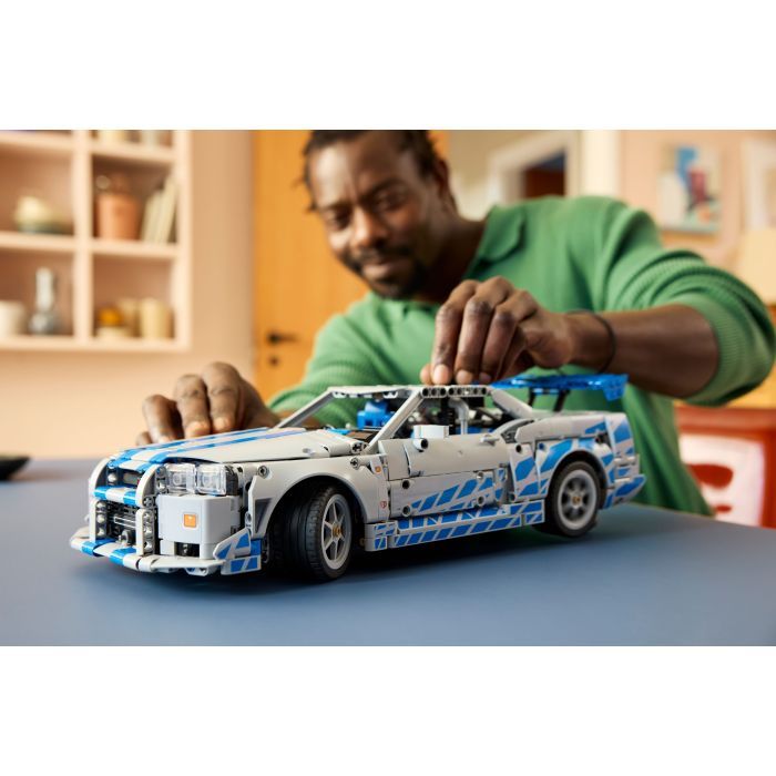 Конструктор LEGO Technic Подвійний форсаж Автомобіль Nissan Skyline GT-R (42210) зображення 9