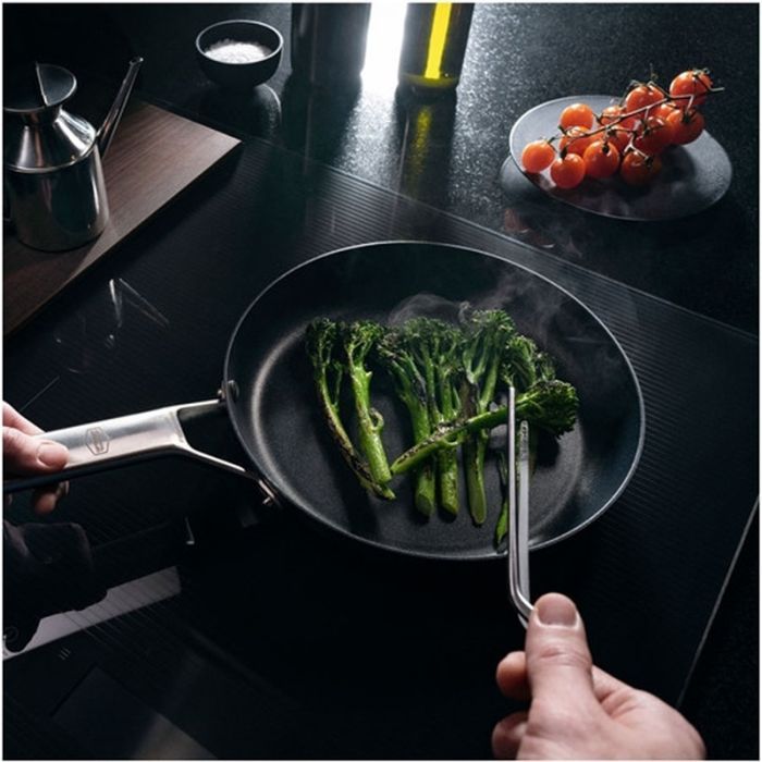 Сковорода Fiskars Taiten Optiheat 26 см (1066947) изображение 6