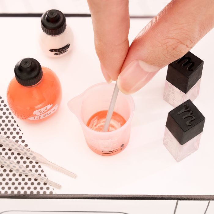 Игровой набор MGA's Miniverse Мейкап Создай косметику (121497) изображение 10