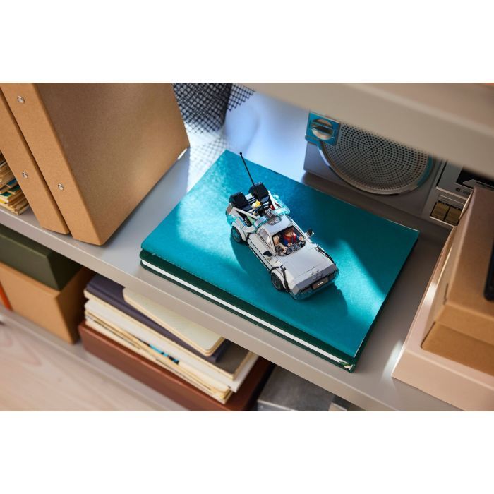 Конструктор LEGO Speed Champions Оборот из фильма «Назад в будущее» (77256) изображение 11