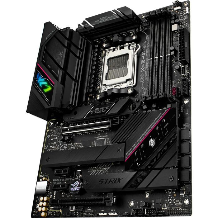 Материнська плата ASUS ROG STRIX B650E-F GAMING WIFI зображення 3