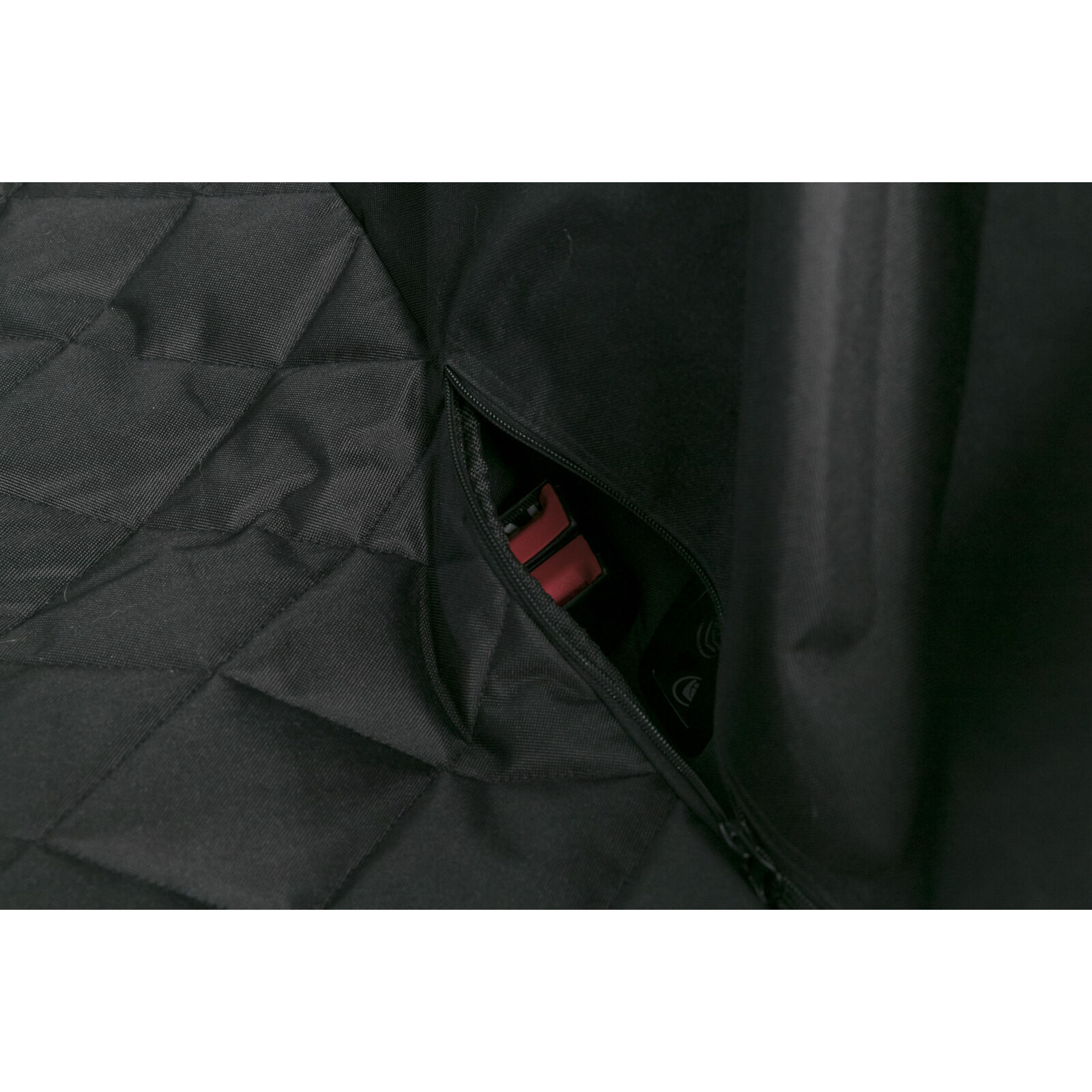 Коврик для животных Trixie защитный в авто 1.55х1.30 м Черный (4011905132037) изображение 5