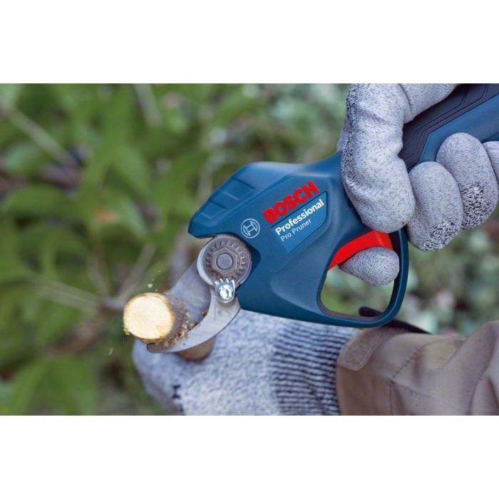 Секатор Bosch Pro Pruner (без АКБ та ЗП) (0.601.9K1.020) зображення 3