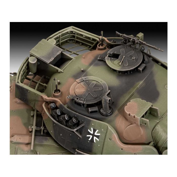 Сборная модель Revell Танк Leopard 1A5 уровень 4, 1:35 (RVL-03320) изображение 7