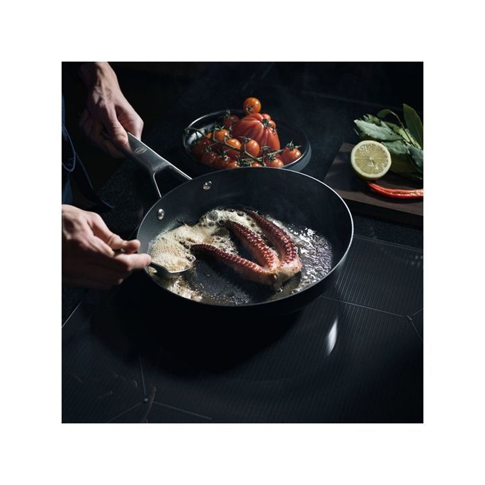 Сковорода Fiskars Taiten Optiheat 26 см (1066947) изображение 8