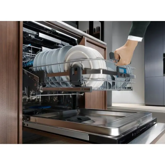 Посудомоечная машина Electrolux EEC67310L изображение 6