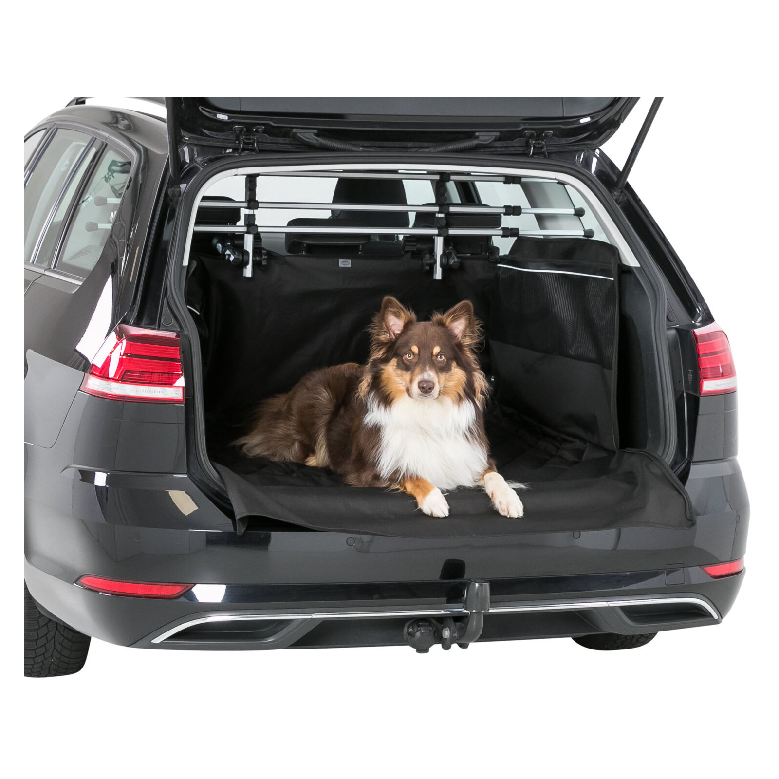 Килимок для тварин Trixie захисний для багажника авто 2.1х1.75 м Чорний (4011905132044) зображення 7