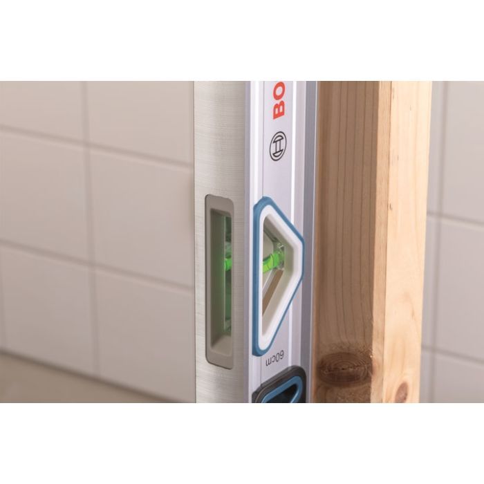 Уровень Bosch 60см, 3 капсулы, алюминиевый корпус, отверстия для руки (1.600.A01.6BP) изображение 4