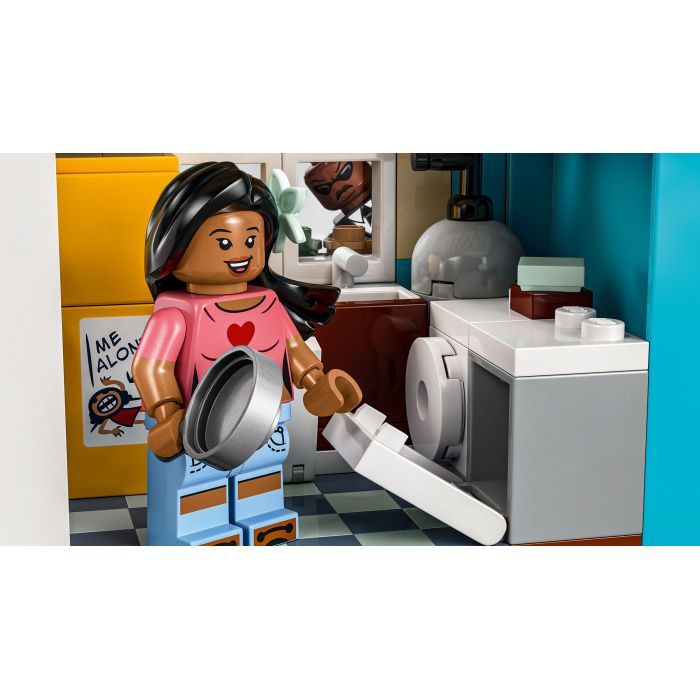 Конструктор LEGO Disney Classic Пляжный дом Лило и Стич (43268) изображение 5