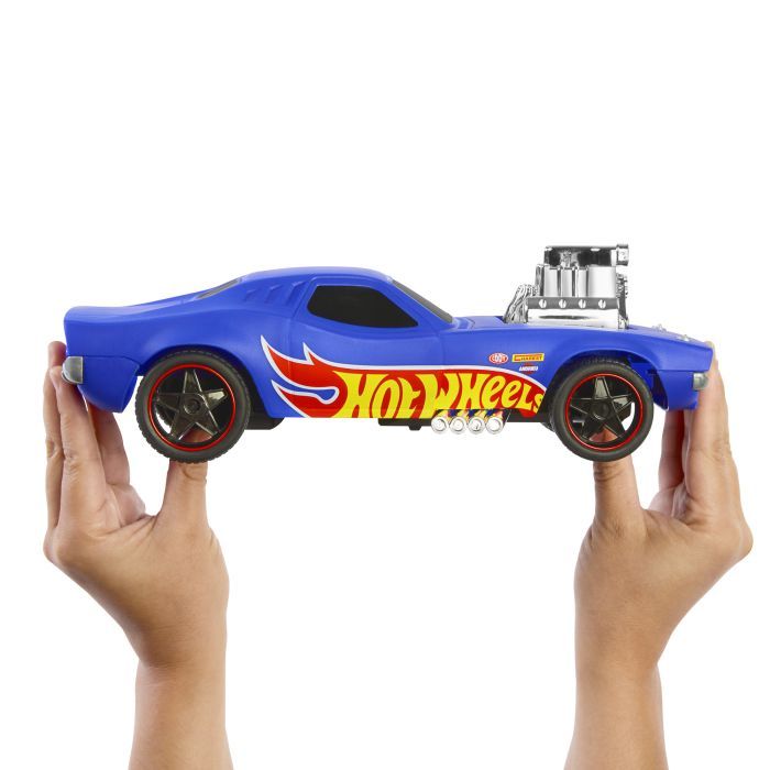 Радиоуправляемая игрушка Hot Wheels Автомодель Rodger Dodger 1:16 (HTP54) изображение 4