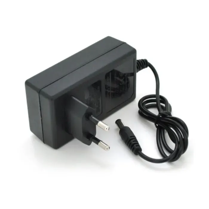 Сетевое зарядное устройство для АКБ Voltronic Li-ion 12V(12,6V), 3S, 2A (YH-12620)
