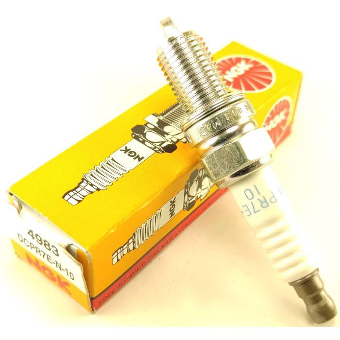 Свічка запалювання NGK 4983 DCPR7E-N-10 зображення 2