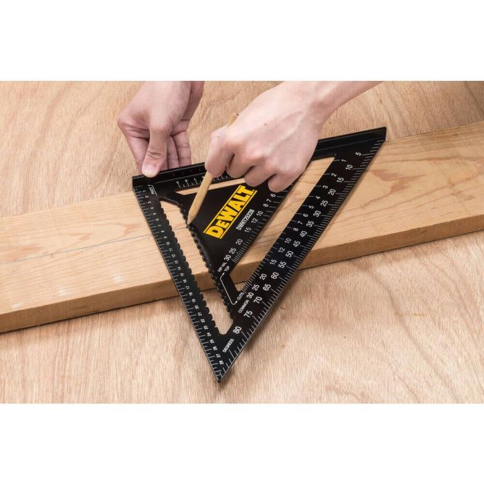 Косинець DeWALT для покрівельних робіт, металевий, 180х180 мм (DWHT25227-0) зображення 2
