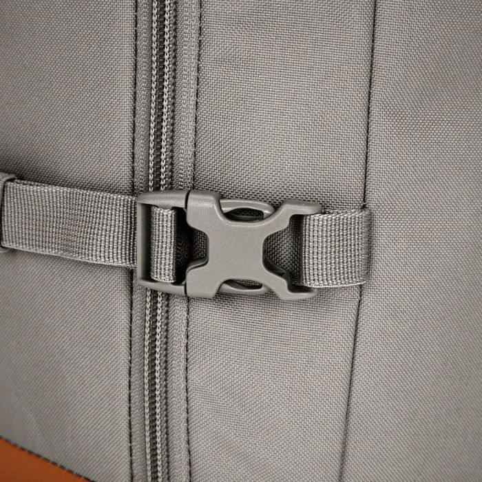 Рюкзак туристический Pacsafe Go Carry-on 44L чорний (35160130) изображение 4