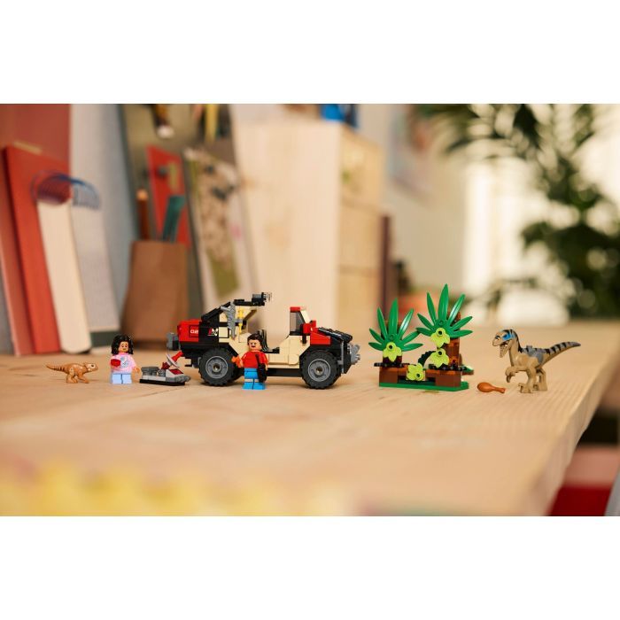 Конструктор LEGO Jurassic World Побег по бездорожью от раптора (76972) изображение 11
