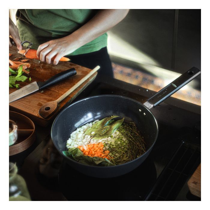 Сковорода Fiskars ВОК Hard Face 28 см 4,5 л (1075523) изображение 6