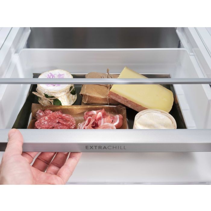 Холодильник Electrolux LRT7ME39X изображение 8