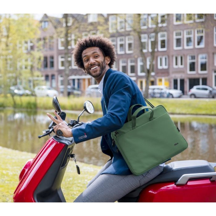 Сумка для ноутбука Trust 16" BOLOGNA ECO RED (24449) изображение 3
