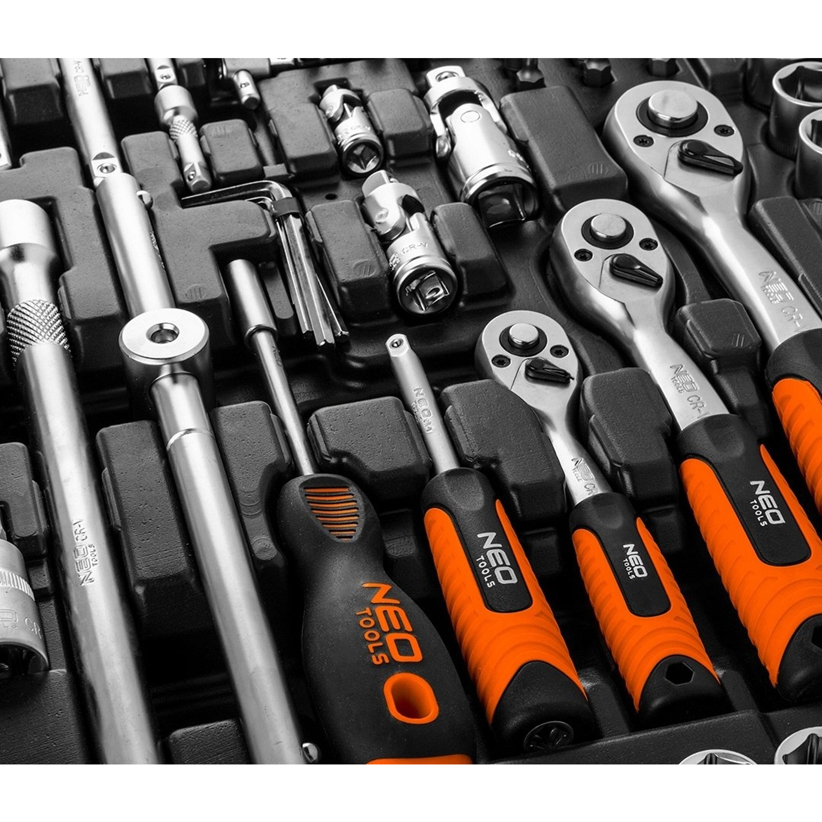 Набір інструментів Neo Tools 1/2", 3/8", 1/4", 216 шт. (10-216) зображення 4