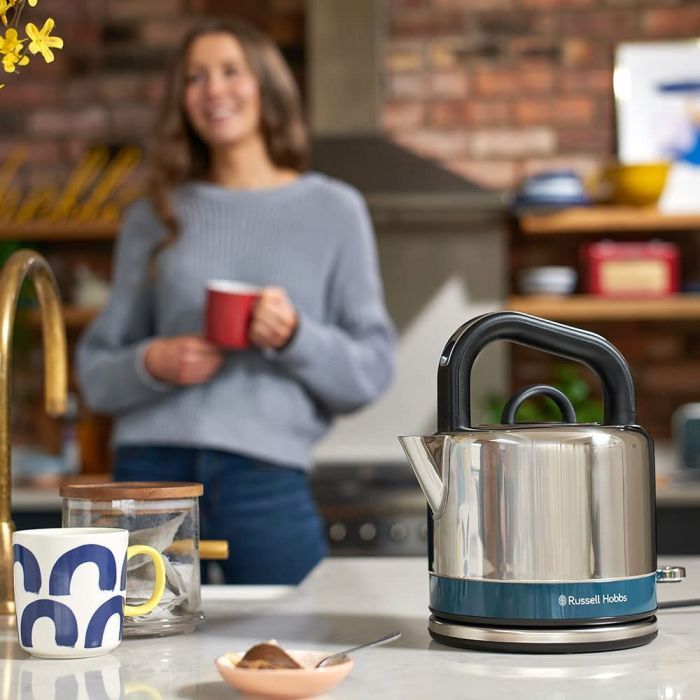 Электрочайник Russell Hobbs 26421-70 изображение 2
