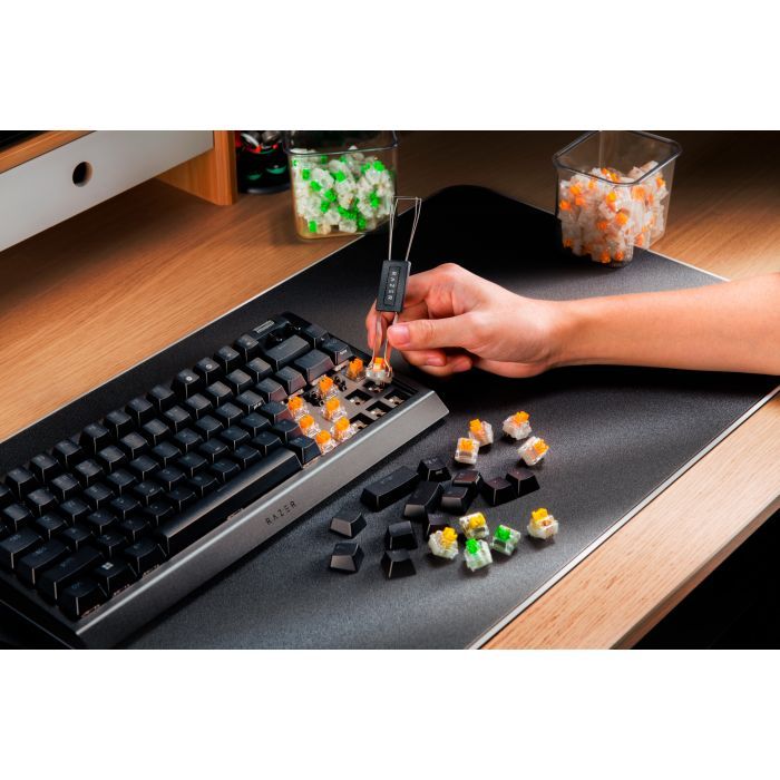Клавиатура Razer BlackWidow V4 75 USB UA White (RZ03-05001700-R3M1) изображение 11
