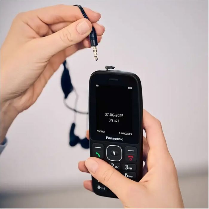 Мобильный телефон Panasonic KX-TF400 Black (KX-TF400EXB) изображение 6