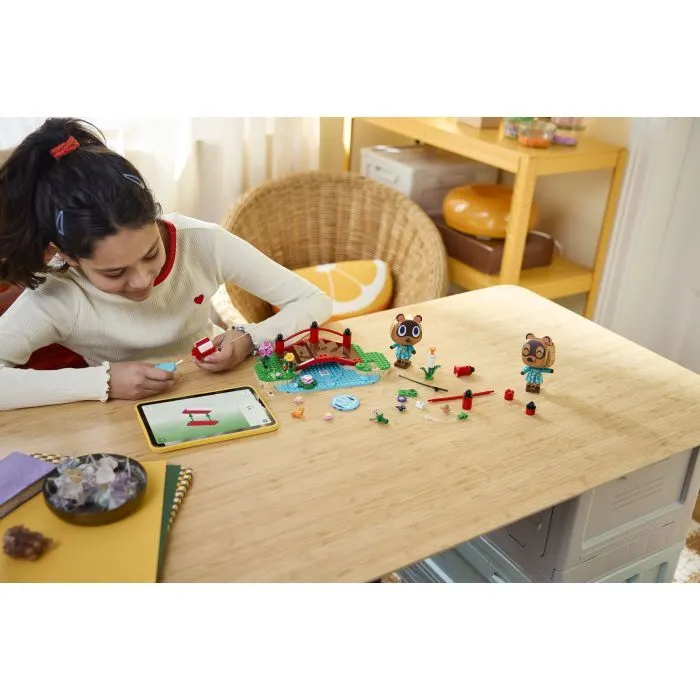 Конструктор LEGO Animal Crossing Веселый день Timmy и Tommy на природе (77059) изображение 4