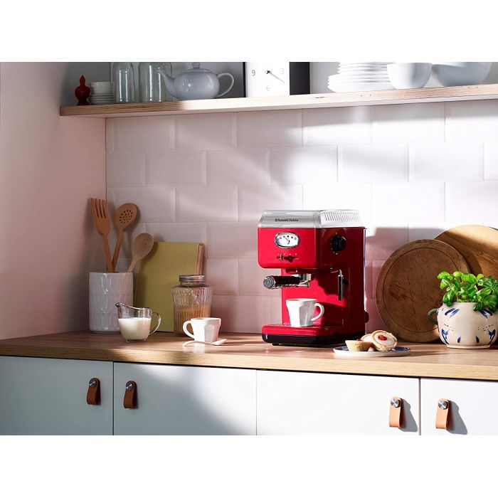 Рожковая кофеварка эспрессо Russell Hobbs Hobbs 28250-56 Retro (28250-56) изображение 3