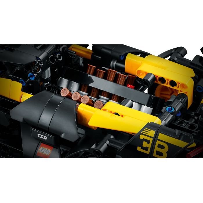 Конструктор LEGO Technic Bugatti Bolide 905 деталей (42151) изображение 6