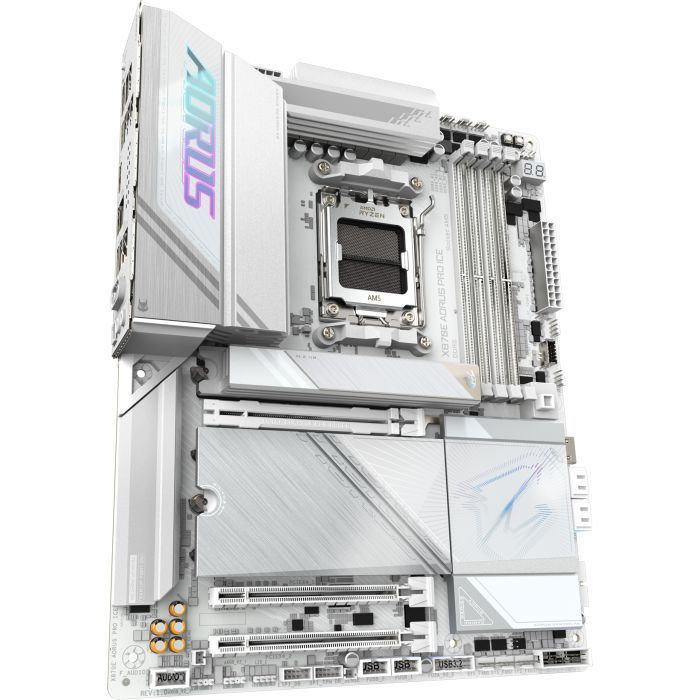 Материнская плата GIGABYTE X870E AORUS PRO ICE изображение 3