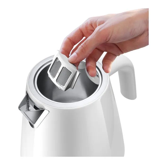 Электрочайник DeLonghi KBY 2011 W (KBY2011W) изображение 3