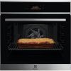 Духовой шкаф Electrolux EOE8P38X
