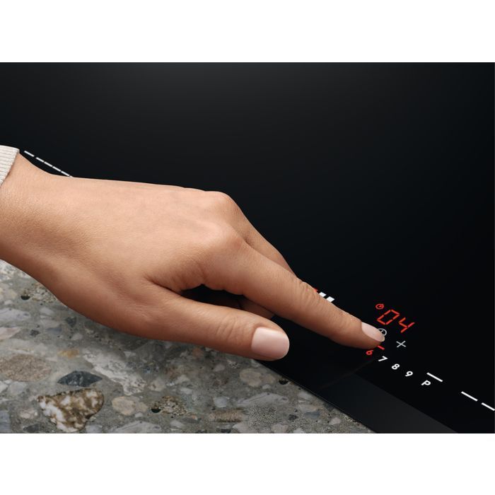 Варочная поверхность Electrolux EIV87671 изображение 3