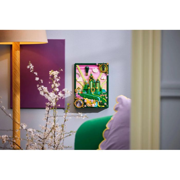 Конструктор LEGO Wicked Эмеральд-сити Настенный декор (75685) изображение 6 Конструктор LEGO Wicked Эмеральд-сити Настенный декор (75685) изображение 6