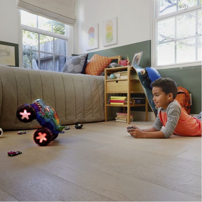 Радиоуправляемая игрушка Hot Wheels Автомодель Monster Trucks Мега Рекс 1:15 (JBD90) изображение 9