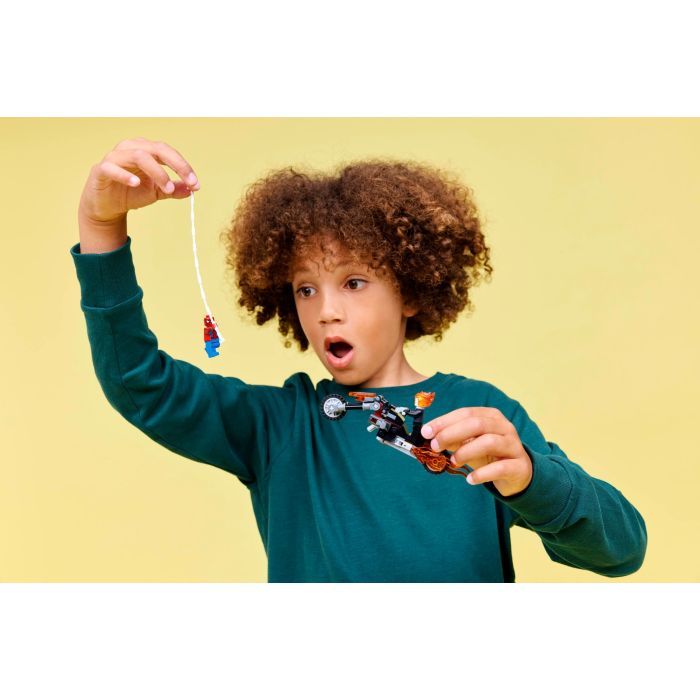 Конструктор LEGO Super Heroes Людина-павук vs. Примарний вершник на мотоциклі (76335) зображення 8