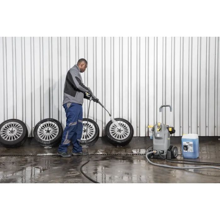 Мойка высокого давления Karcher HD 6/15 M Plus (1.150-932.0) изображение 2