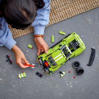 Конструктор LEGO Technic Ford Mustang Shelby GT500 544 детали (42138) изображение 4