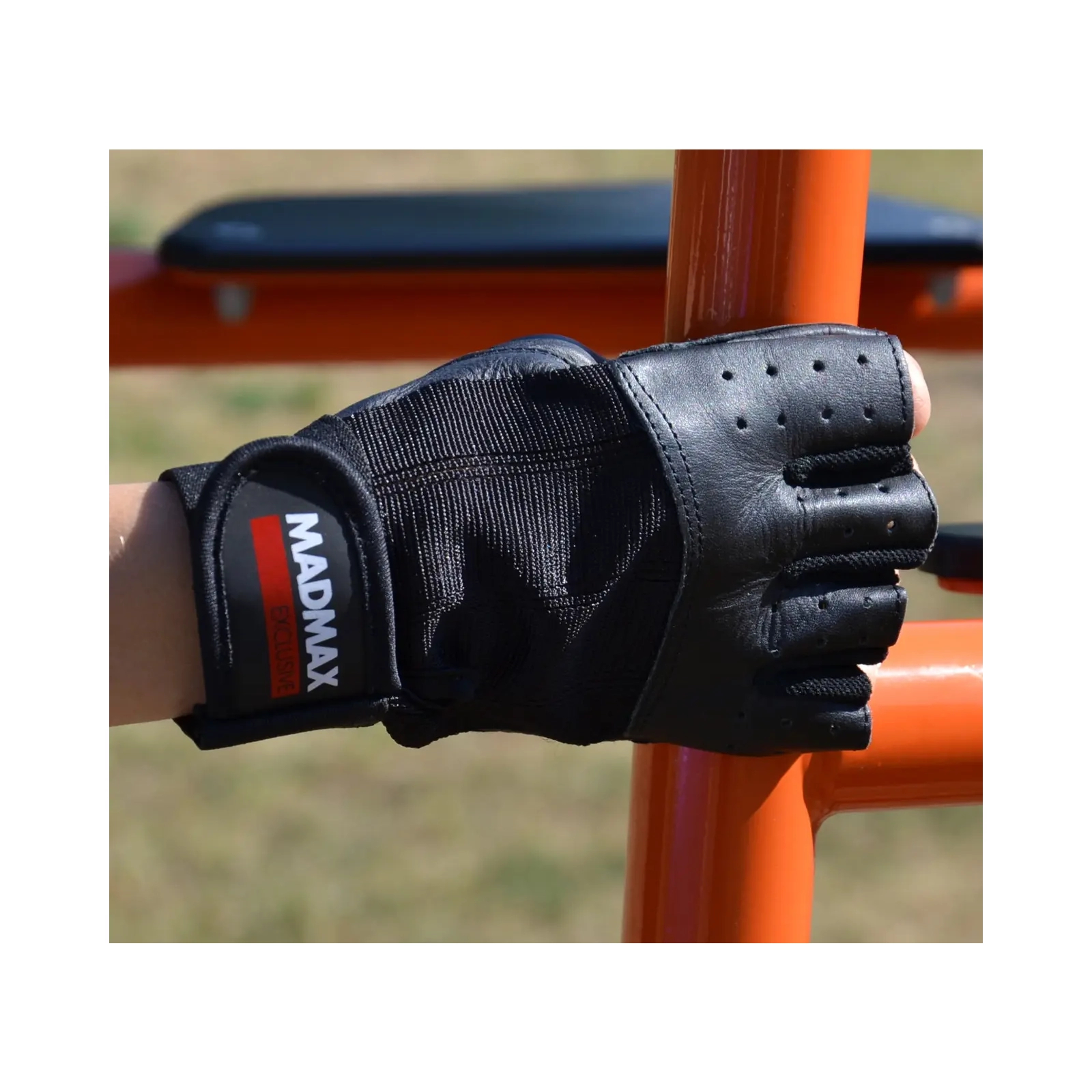 Перчатки для фитнеса MadMax MFG-248 Clasic Exclusive Black L (MFG-248-Black_L) изображение 9