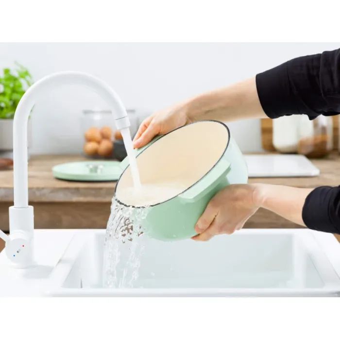 Каструля KitchenAid чавунна з кришкою 3,3 л Червона (CC006057-001) зображення 9