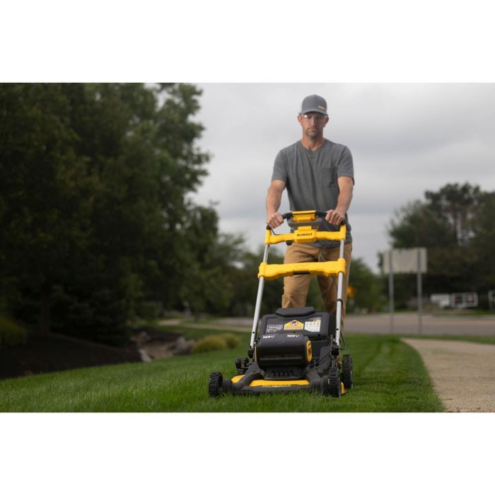 Газонокосарка DeWALT самохідна, 2х18V, 53 см, (без АКБ та ЗП) (DCMWSP156N) зображення 11