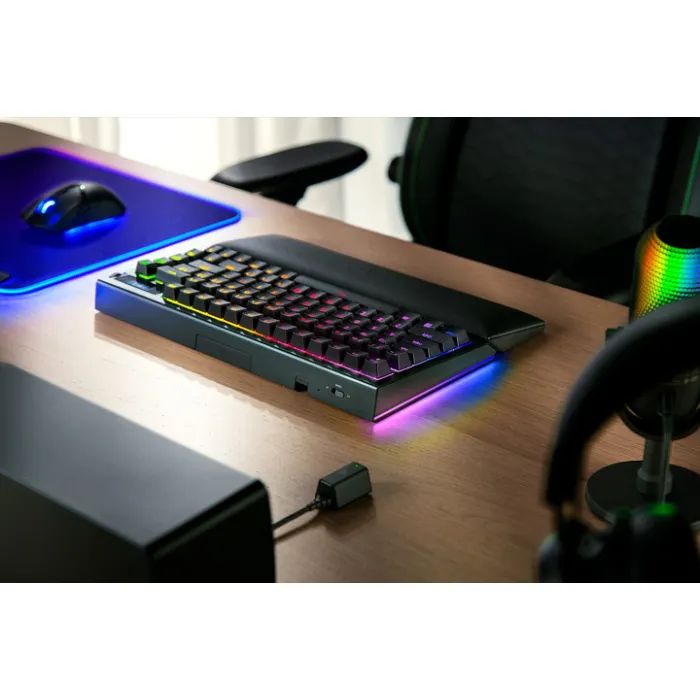 Клавиатура Razer BlackWidow V4 Pro 75 ISO Wireless/Bluetooth/USB UA Black (RZ03-05130300-R3E1) изображение 9