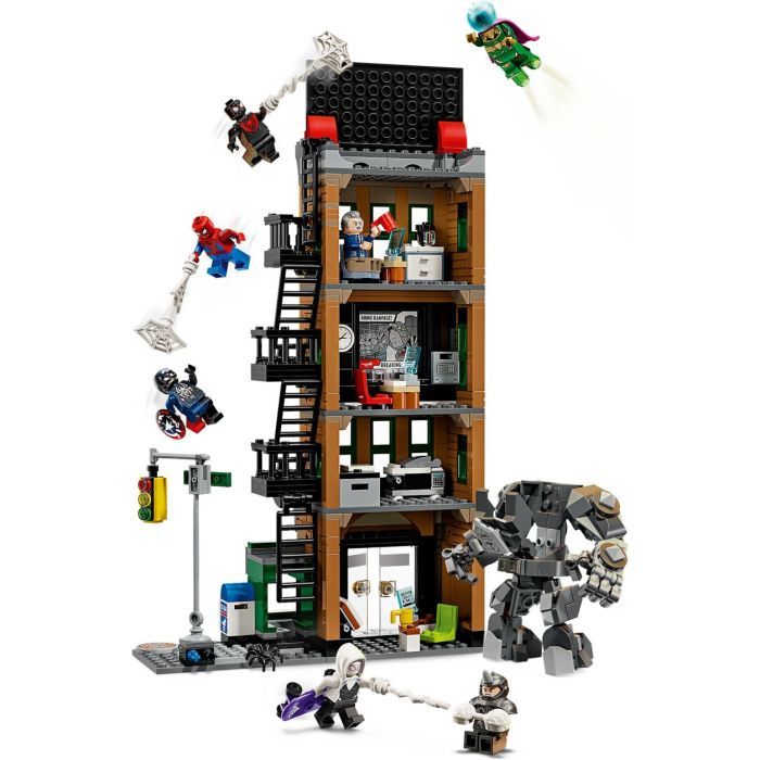 Конструктор LEGO Super Heroes Человек-паук против Мистерио: Дейли Бьюгл (76342) изображение 4