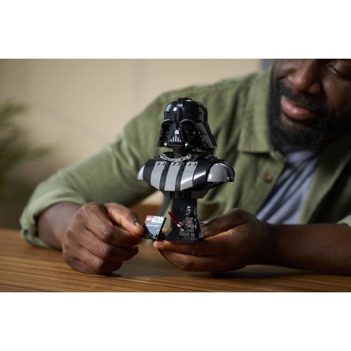 Конструктор LEGO Star Wars Бюст Дарта Вейдера (75439) изображение 10