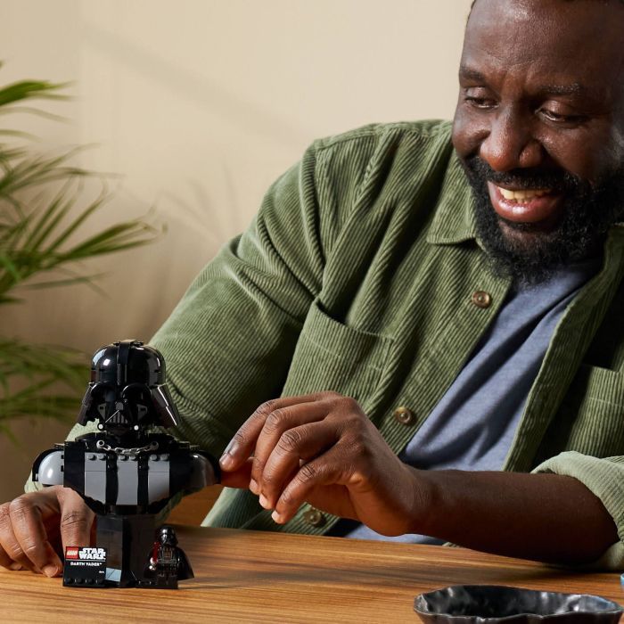 Конструктор LEGO Star Wars Бюст Дарта Вейдера (75439) изображение 9