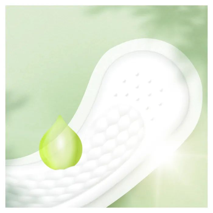 Щоденні прокладки Naturella Сamomile Light 20 шт. (4015400240310) зображення 4