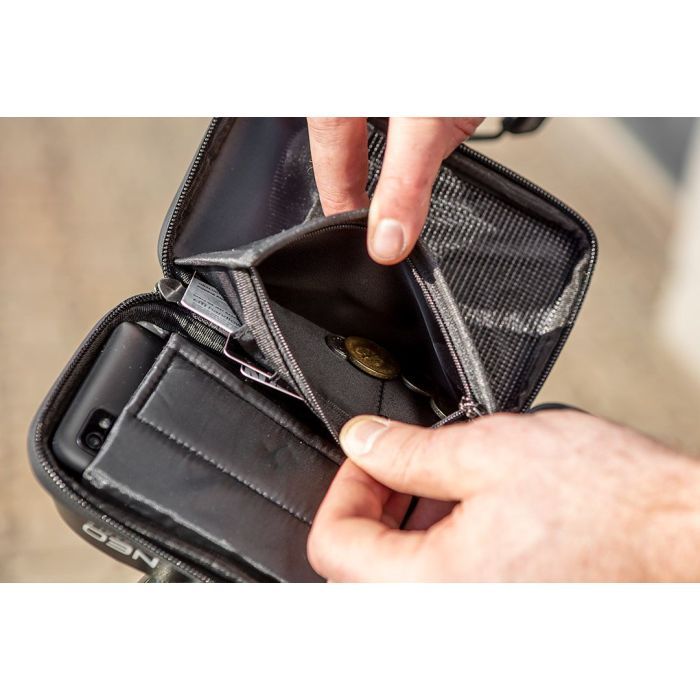Велосумка на руль Neo Tools з тримачем для смартфона до 6" Black (91-001) изображение 8