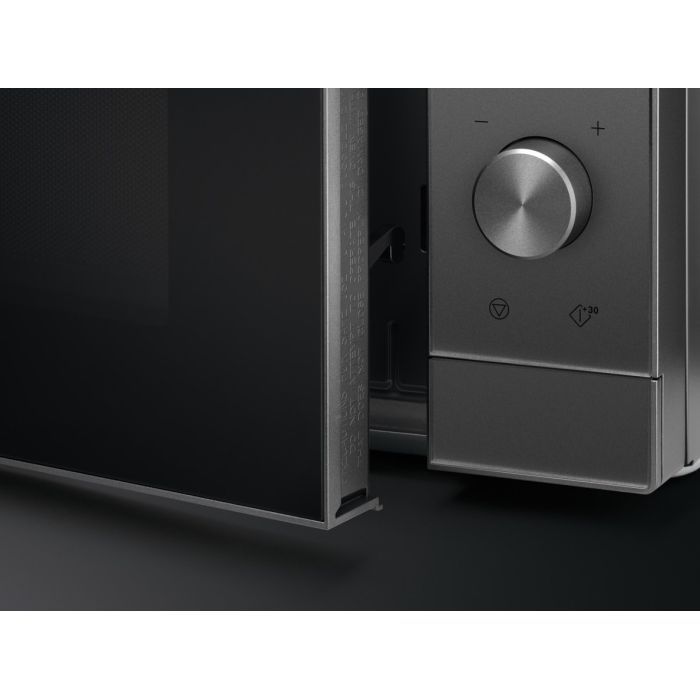 Мікрохвильова піч Electrolux EMZ725MMTI зображення 4