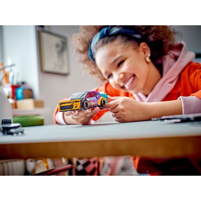 Конструктор LEGO Speed Champions NASCAR Next Gen Chevrolet Camaro ZL1, 328 деталей (76935) изображение 10